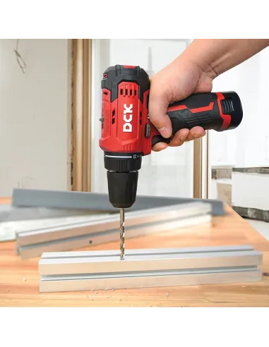 Perceuse-visseuse DCK 12V Brushless 35 Nm compacte avec 2 batteries